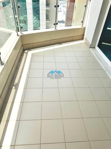 Modern 2 Bedrooms Apartment in Salmiya