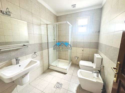 Four Bedrooms Duplex with Private Entrance in Mesilla