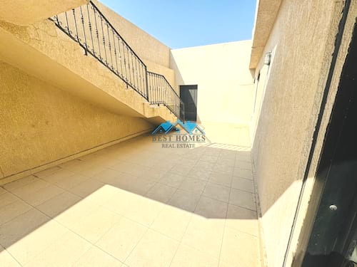 Four Bedrooms Duplex with Private Entrance in Mesilla