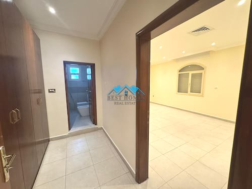 Modern Four Bedrooms Floor Apartment in Mesilla