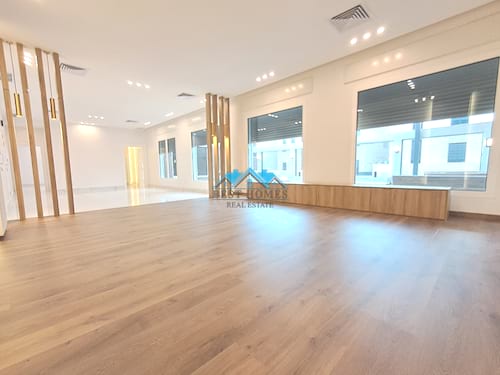 Nice and Modern Style Three Bedrooms Floor in Funaitees Area