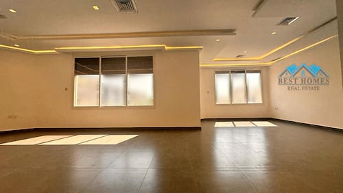 Spacious 4 Bedrooms Floor in Jabriya