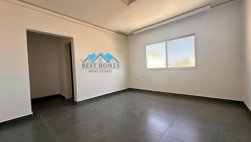 Spacious 4 Bedrooms Floor in Jabriya