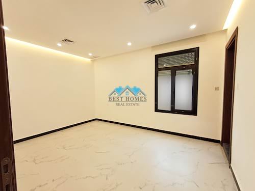 4 Bedrooms Floor in Rumaithiya
