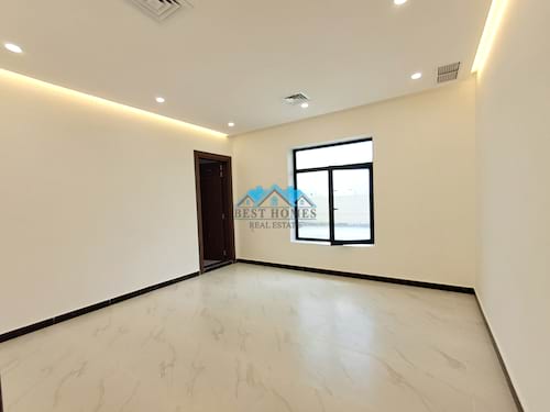 4 Bedrooms Floor in Rumaithiya