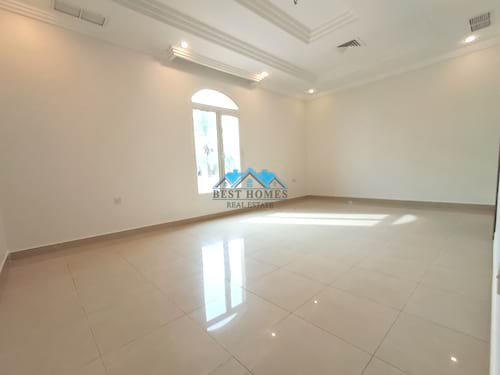 3 Bedrooms Floor with 2 Balcony in Mishref Area
