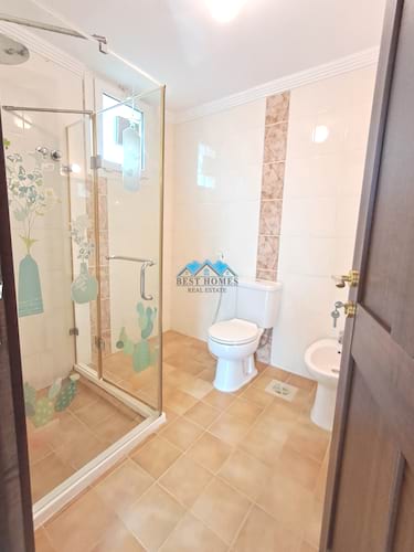 3 Bedrooms Floor with 2 Balcony in Mishref Area