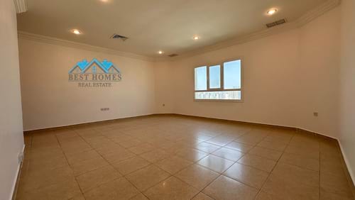 2 Bedrooms Apartment for Rent in Salmiya