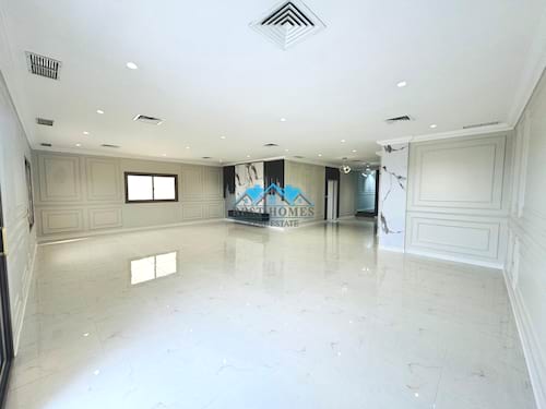 Four Bedrooms Apartment with Balcony in Salwa
