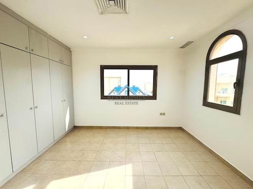 Four Bedrooms Apartment with Balcony in Salwa