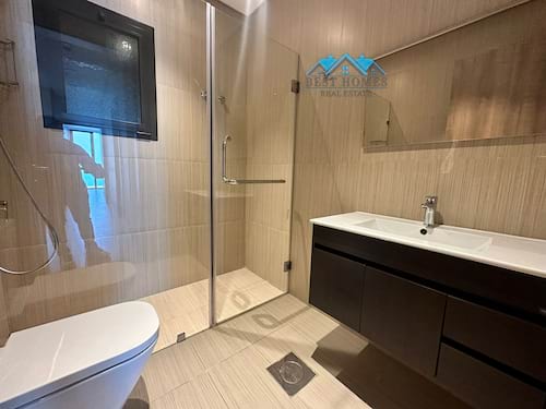 Modern Style 3 Bedrooms Apartment in Salmiya