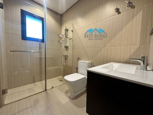 Modern Style 3 Bedrooms Apartment in Salmiya