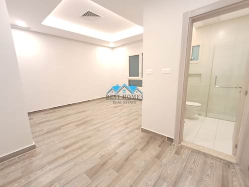 Spacious 4 Bedrooms Duplex Apartment with Private Entrance in Massayal