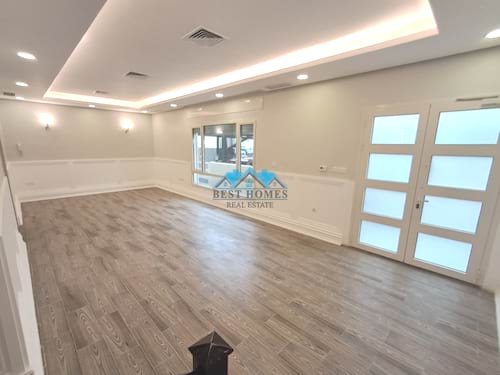 Spacious 4 Bedrooms Duplex Apartment with Private Entrance in Massayal
