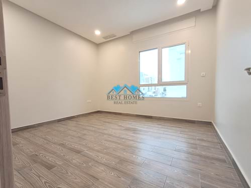 Spacious 4 Bedrooms Duplex Apartment with Private Entrance in Massayal