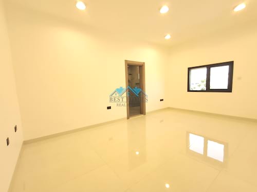 5 Bedrooms Floor Duplex in Abul Hasaniya