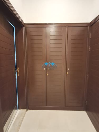 Modern 3 Bedrooms Apartment with Pool & Gym in West Mishref