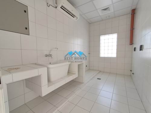 Luxury 4 Master Bedrooms Villa with Swimming Pool in Hateen