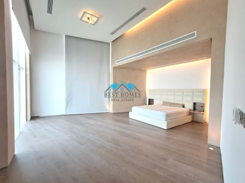 Modern VIP 6 Bedrooms Villa with Swimming Pool in Salwa
