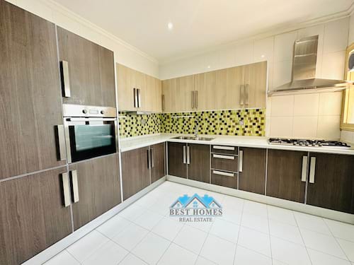 02 Bedrooms Apartment for Rent in Salmiya