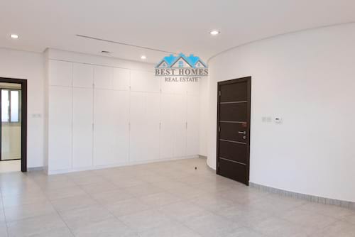 Nice & Modern 4 Master Bedroom Villa for rent in Al-Siddiq