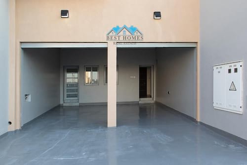 Nice & Modern 4 Master Bedroom Villa for rent in Al-Siddiq