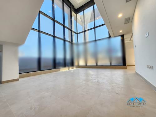 Brand New 3 Master Bedrooms Duplex Penthouse in Salmiya