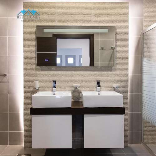 Nice & Modern 4 Master Bedroom Villa for rent in Al-Siddiq