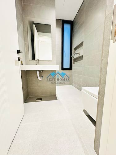 3 Bedrooms Apartment In Fintas