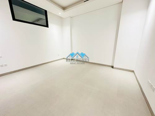 3 Bedrooms Apartment In Fintas