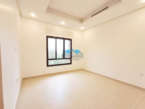 4 Bedrooms Apartment for Rent in Rumaithiya