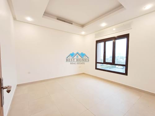 4 Bedrooms Apartment for Rent in Rumaithiya