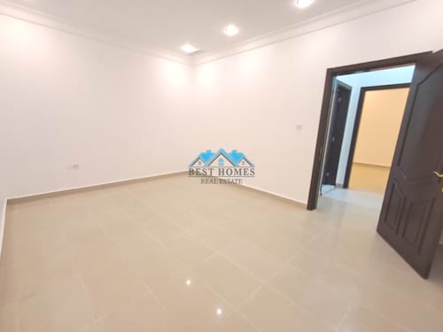 Spacious 6 Bedroom Duplex with Basement and Private Entrances in Shuhadah