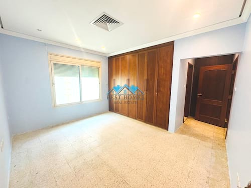 Four Master Bedroom Villa With Private Garden in Mesilla