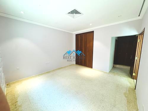 Four Master Bedroom Villa With Private Garden in Mesilla