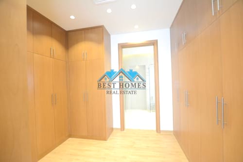 Spacious 4 Bedrooms Villa in Hateen
