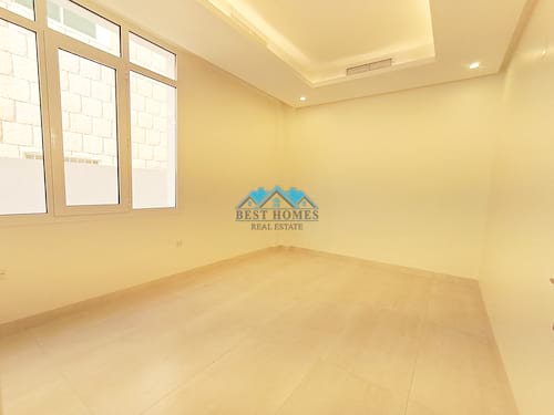 Nice 3 Bedrooms Apartment with Big Terrace in Salwa