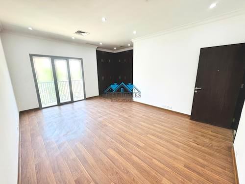 Modern 4 Bedrooms Townhouse with Rooftop in Al Salam