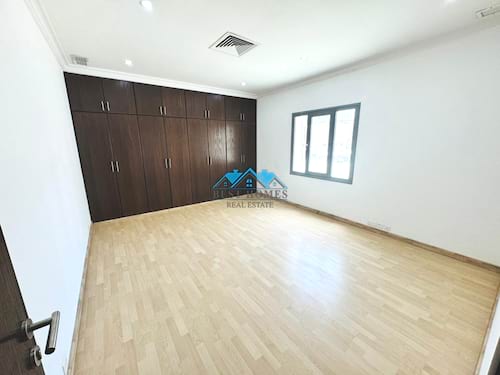 Modern 4 Bedrooms Townhouse with Rooftop in Al Salam