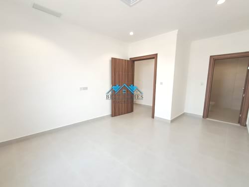 Brand New 4 Bedrooms Apartment in Salwa