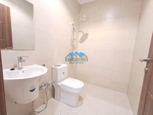 3 Bedrooms Apartment with Balcony in Salwa