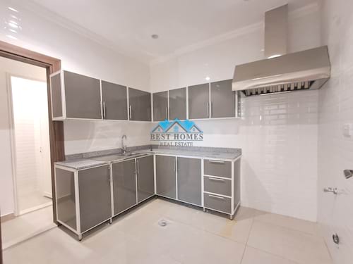 3 Bedrooms Apartment with Balcony in Salwa