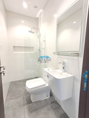4 Master Bedrooms Brand New Floor in Bayan