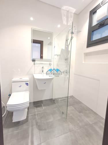 4 Master Bedrooms Brand New Floor in Bayan