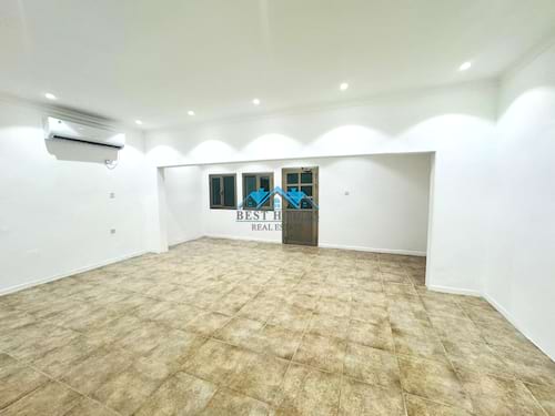 Modern 6 Bedrooms Spacious Villa in Rumaithiya