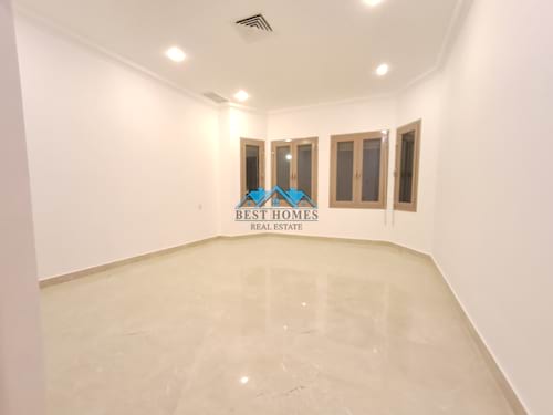 Spacious 5 Bedrooms Floor in Shuhada