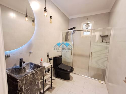 3 Bedrooms Floor in Massayal