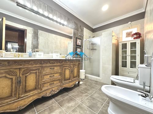 Spacious 4 Bedrooms Villa with Sea View in Salwa