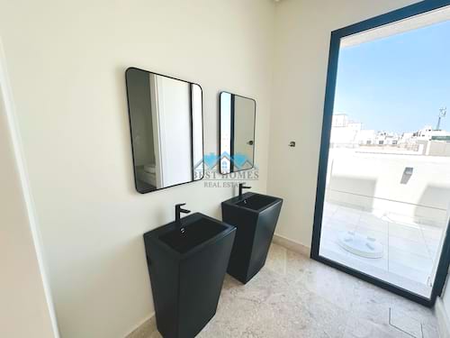 Brand New 5 Master Bedrooms Apartment in Abu Fatira
