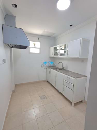Spacious 3 Bedroom Apartment with Balcony in Zahra